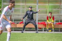 Mit viel Einsatz bei der Sache: Eisbachtals U19-Trainer Alexander Schraut.